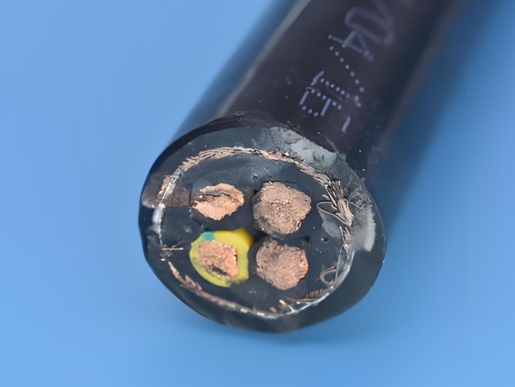 電線電纜生產(chǎn)工藝流程和結(jié)構(gòu)越復(fù)雜，疊加的層次就越多.jpg